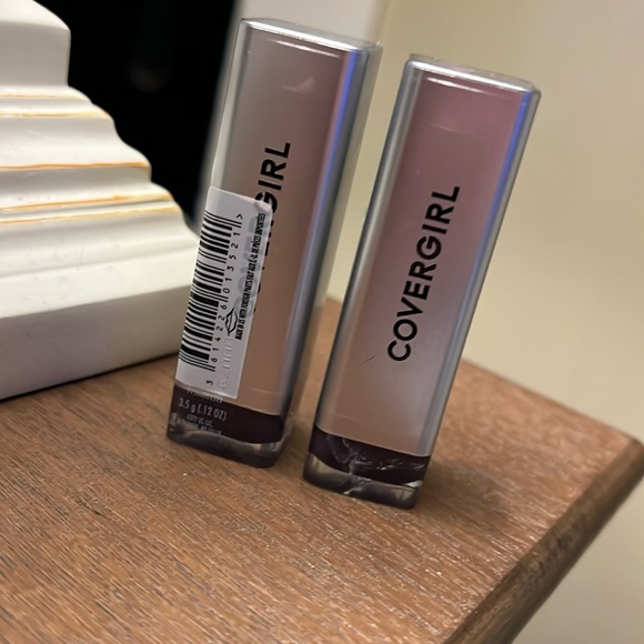 Covergirl Lipstick Stop The Press - Picture 2 of 2